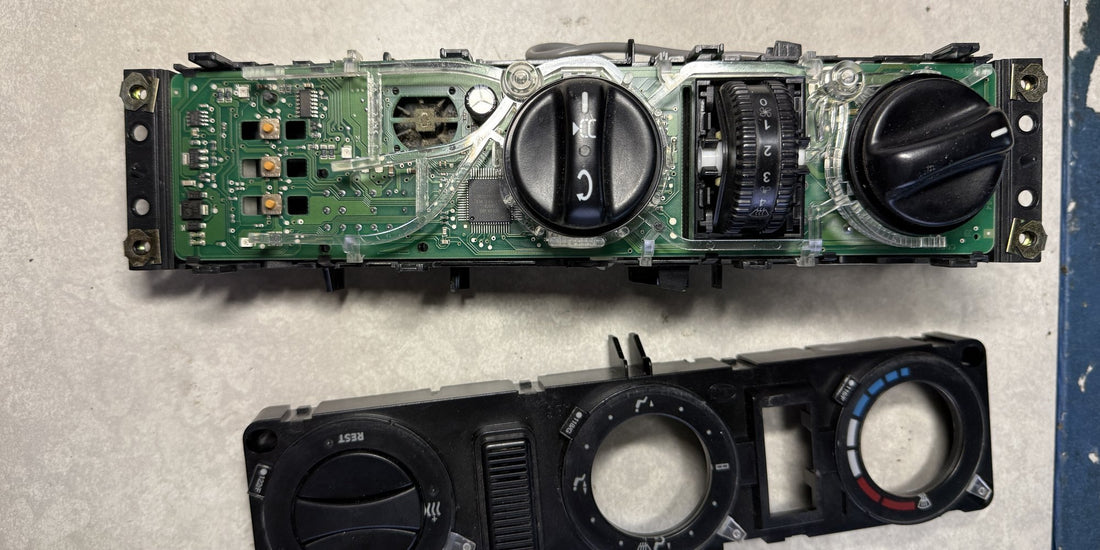 Opened Sprinter 903 climate control panel showing the circuit board and a worn contact track.