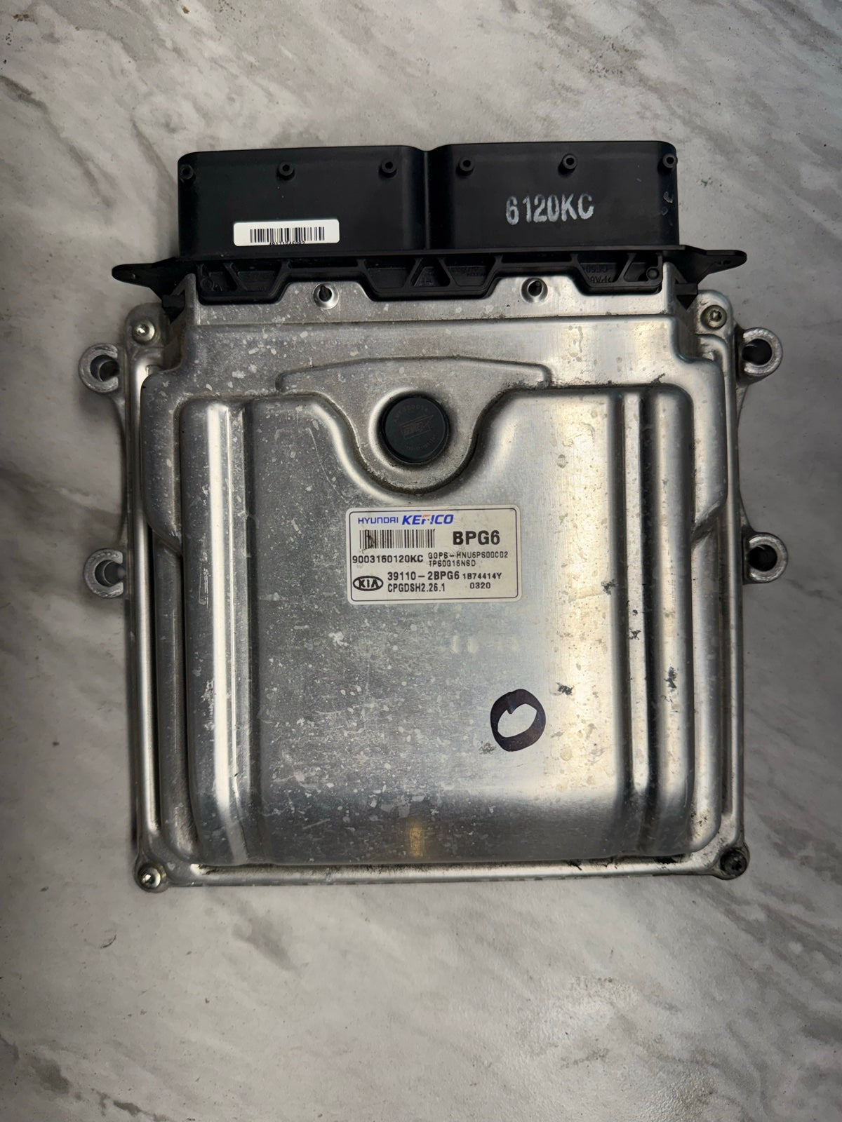 Kia Soul ECU Kefico CPGDSH2.26.1 front view with part number 39110-2BPG6 — service available for Delray Beach